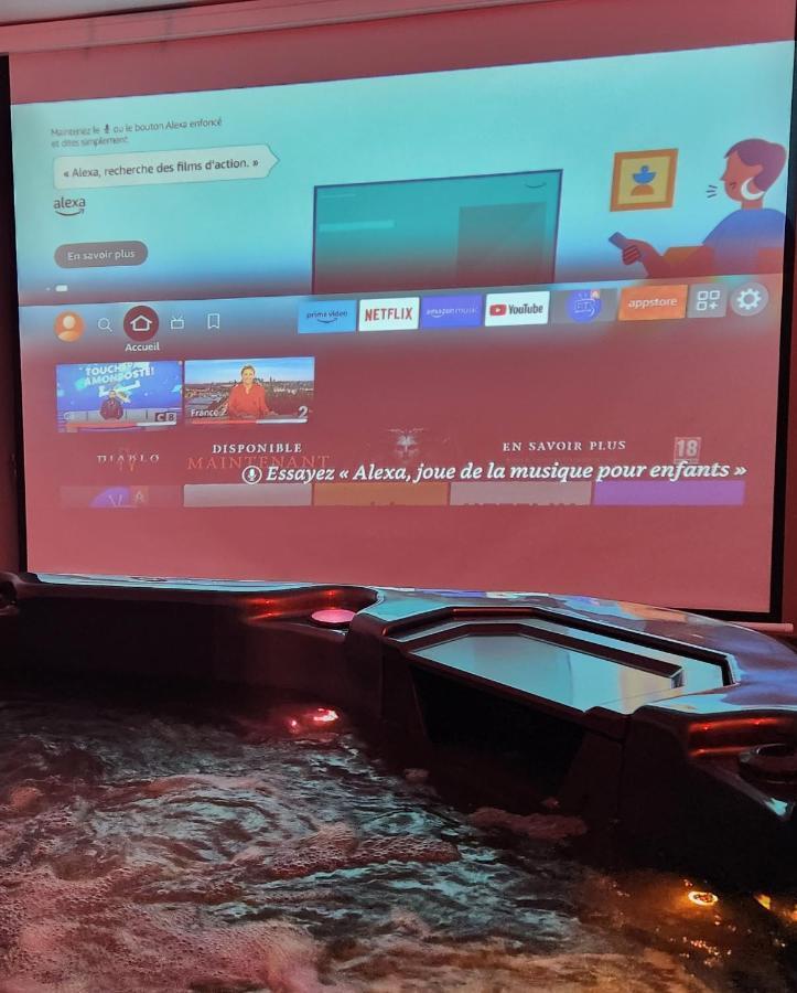 Suite Prestige Logement Neuf Avec Spa Et Ecran De Cinema En Rez De Jardin Colmar Bagian luar foto